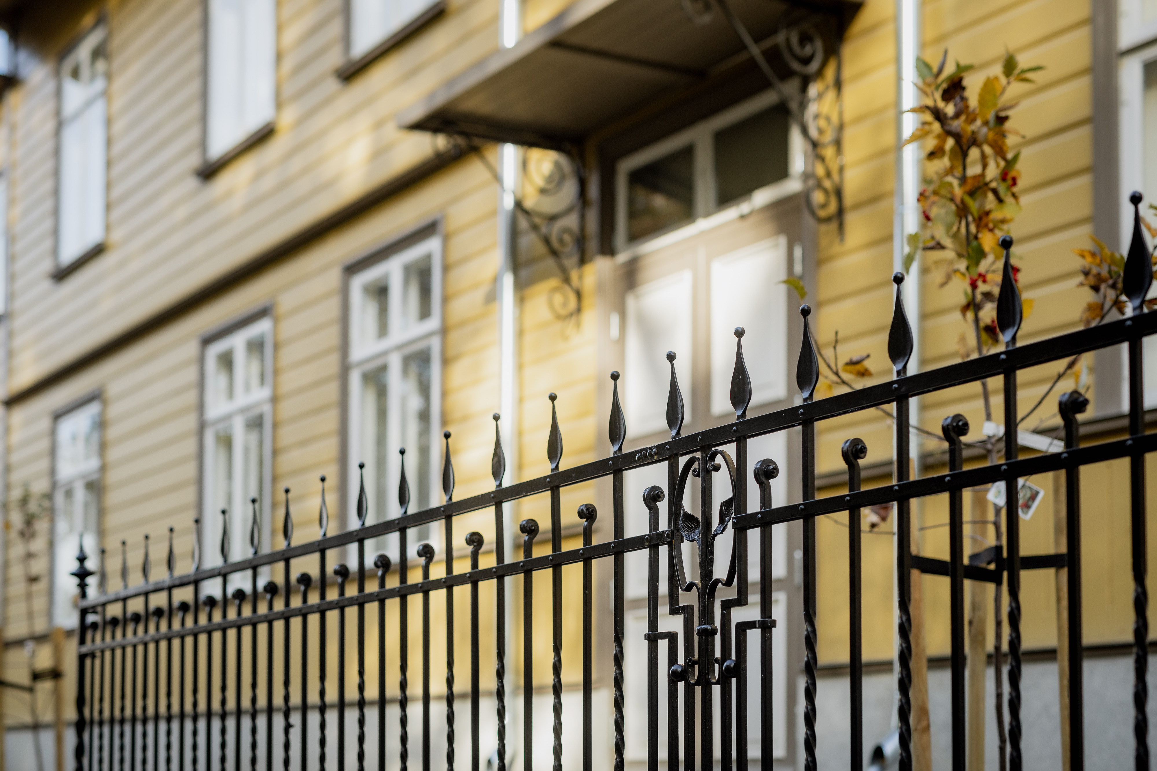 Restaureeritud hoone Kuressaares Pargi tänaval. Foto Valmar Voolaid