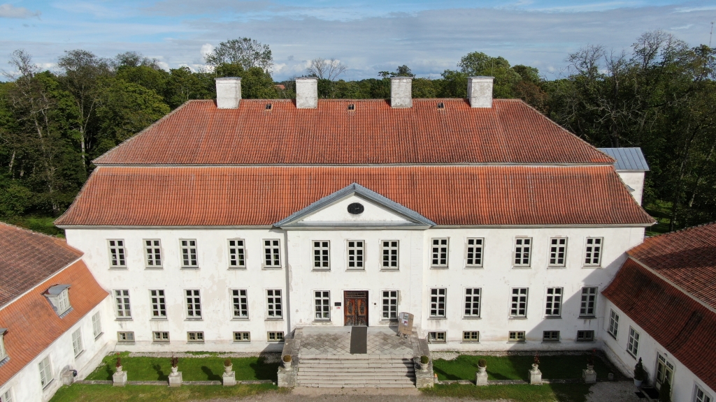 Suuremõisa loss